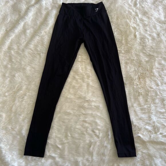 Gymshark black leggings  - Picture 1 of 8